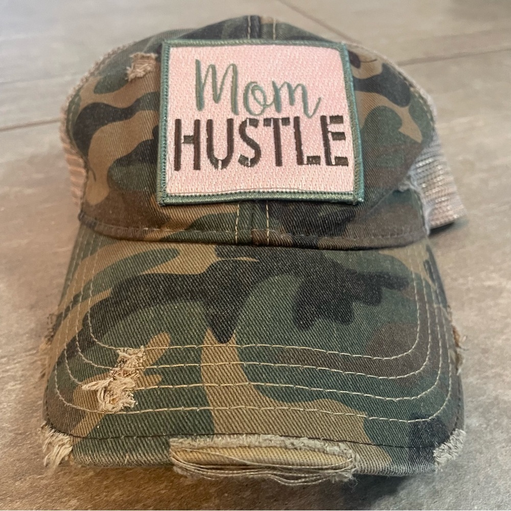 JUDITH March Trucker Baseball Cap Camo Mom Hustle Distressed